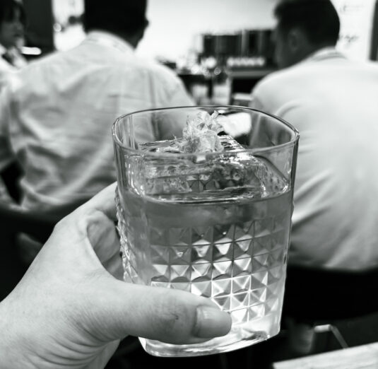 EVENT_MIXOLOGY_CONCOURS_FINALE_FERRANDI_VERRE_AMB_©maison Darroze